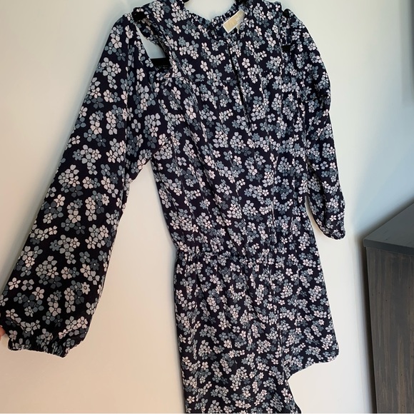 SIZE M MICHAEL KORS COLD SHOULDER FLORAL ROMPER KEYHOLE BACK LONG SLEEVE - Picture 3 of 11